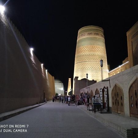 Guest House Khiva Boyjon Ota Екстер'єр фото