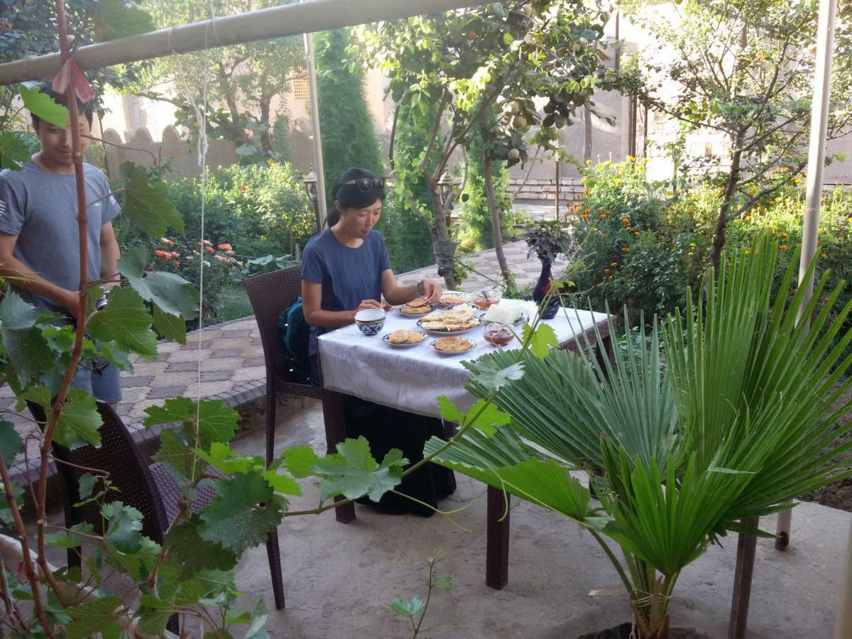 Guest House Khiva Boyjon Ota Екстер'єр фото